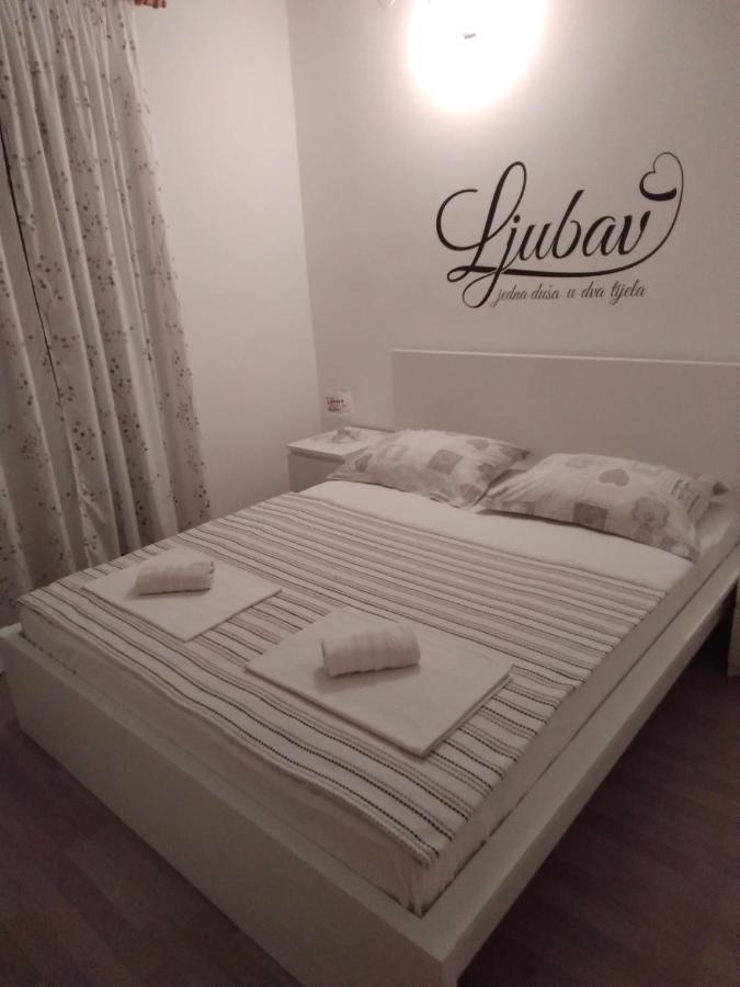 Apartmani Kraljevic Vodice Exterior photo